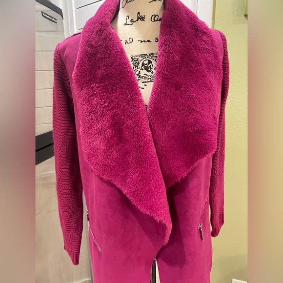 New Fashion Nova All About My Business Faux Suede Fur Collar Fuchsia Jac… - Picture 9 of 16